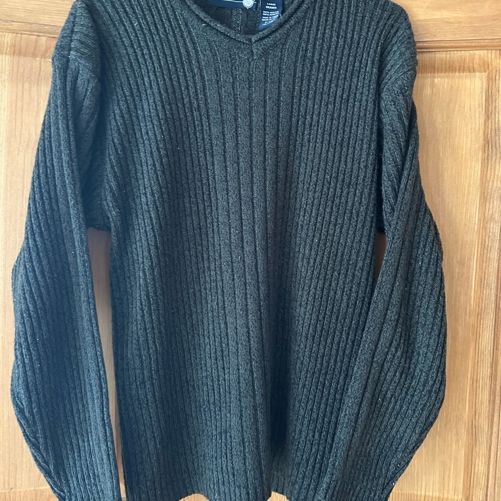 Retrofit V-Neck Ribbed Sweater Y2K mens sweater